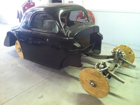 1941 Willys Coupe w/fenders, hood & full pro tubs