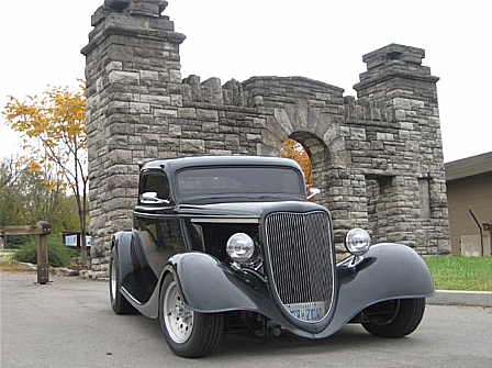 1934 Ford 3 window cpe Bill & Audrey Hebb/Canada