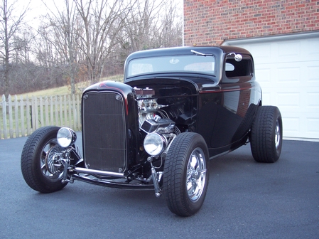 1932 Ford coupe Hiboy GR Blevins/Va owner